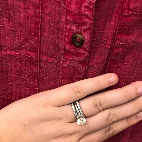 ANTHROPOLOGIE The Cate Classic Buttondown Shirt - Picture 5 of 8